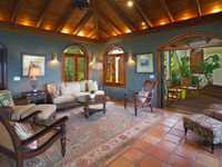 House 2414475161