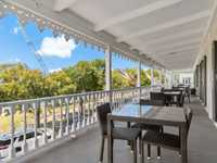 House 2420841683