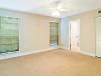 House 2437807474