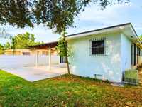 House 2437807630