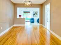 House 2437807441