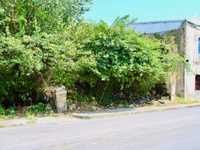 House 2437565576