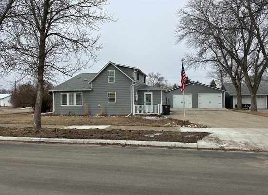 426 5th St SE, Stanley, House,  sold, Angela Olson, Reynolds Realty