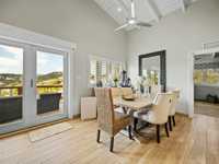 House 3020700984