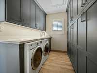 House 3020700996