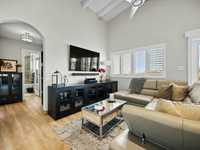 House 3020701002