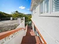 House 3020701194