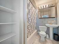 House 3020701219
