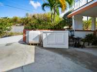 House 3020701252