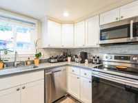 House 2655649752