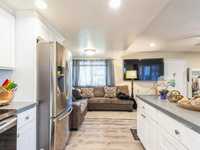 House 2655649758
