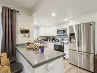 House 2655649792
