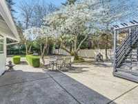 House 2475496308