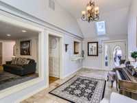 House 2475496290