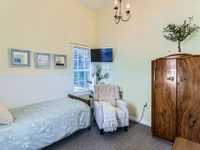 House 2475496301