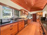 House 2530622717