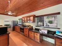 House 2530622746
