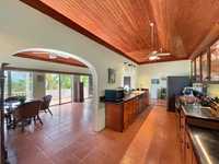 House 2530622747