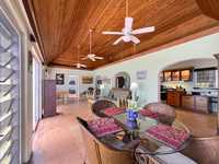 House 2530622752