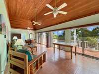 House 2530622840