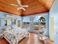 House 2530622906