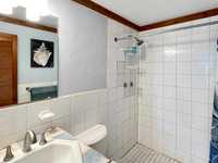 House 2530623248