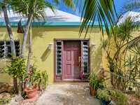 House 2530622715