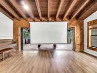 House 2569022146
