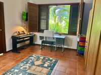 House 2486906140