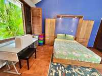 House 2486906145