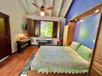 House 2486906148