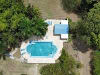 House 2486906243