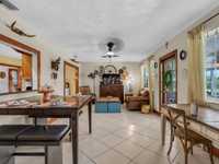 House 2811945853