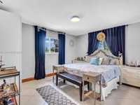 House 2811945857
