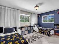 House 2811945867