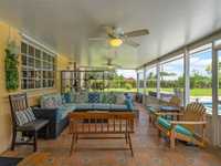 House 2811945883