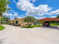 House 2811945814