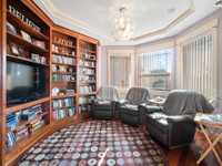 House 2492554305