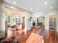 House 2492554307