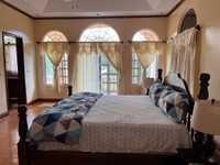 House 2493479676