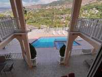 House 2493479725