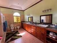 House 2493479743