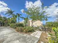 House 2928918086