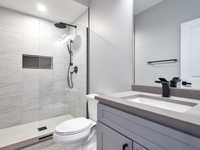 House 2520410587