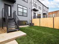 House 2520410616