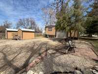 House 2510877979