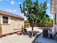 House 2880363279