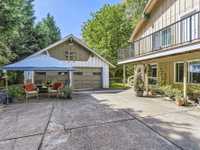 House 2522723025