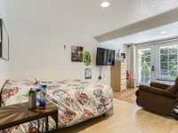 House 2522723061