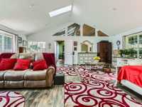 House 2522723072